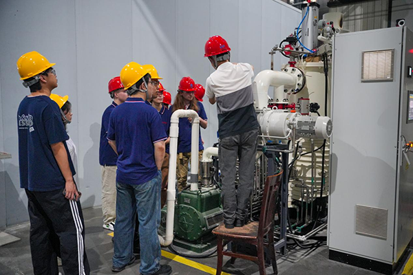 Moscow Power University visits ACME for academic exchange (5)