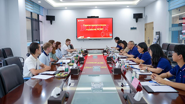 Moscow Power University visits ACME for academic exchange (4)